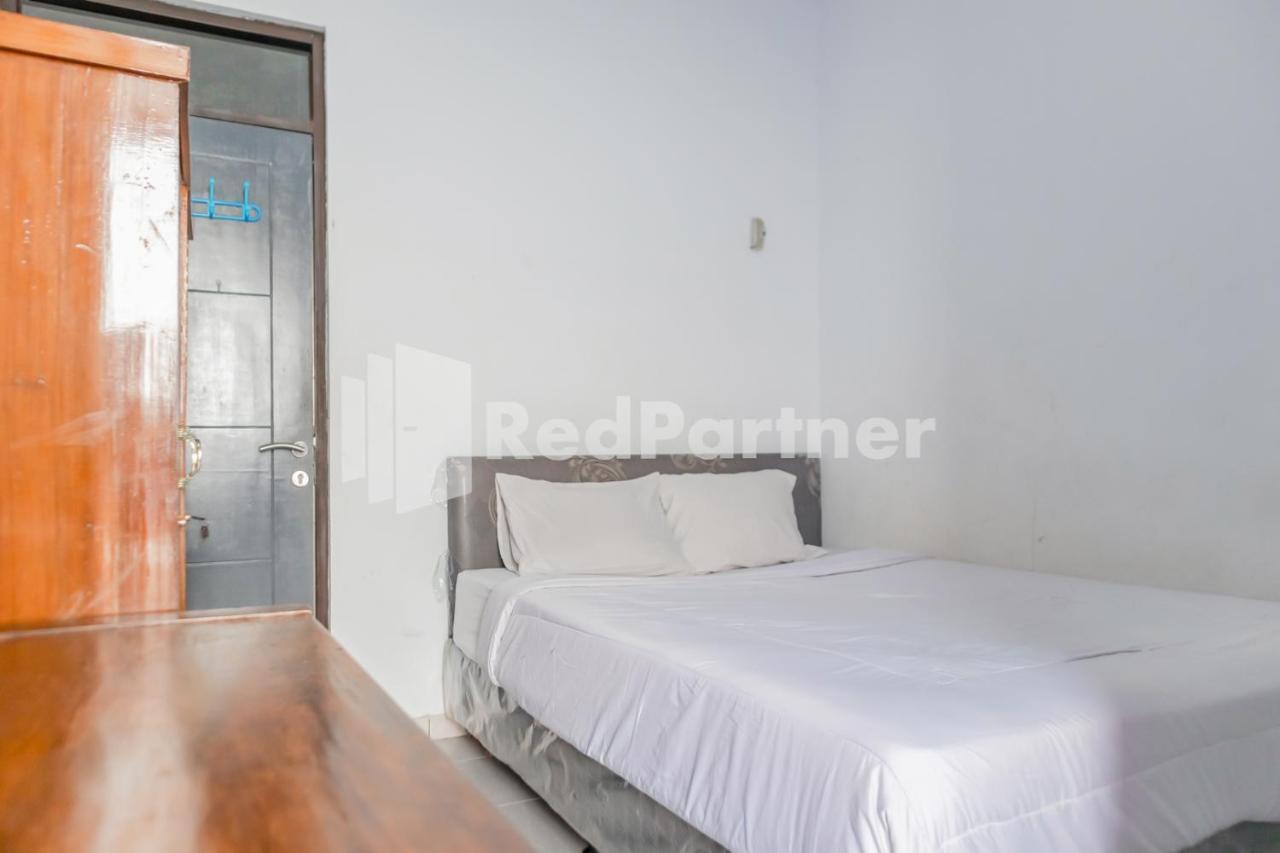 Oyo 2770 Zleepy Wisma Khazri Богор Екстериор снимка