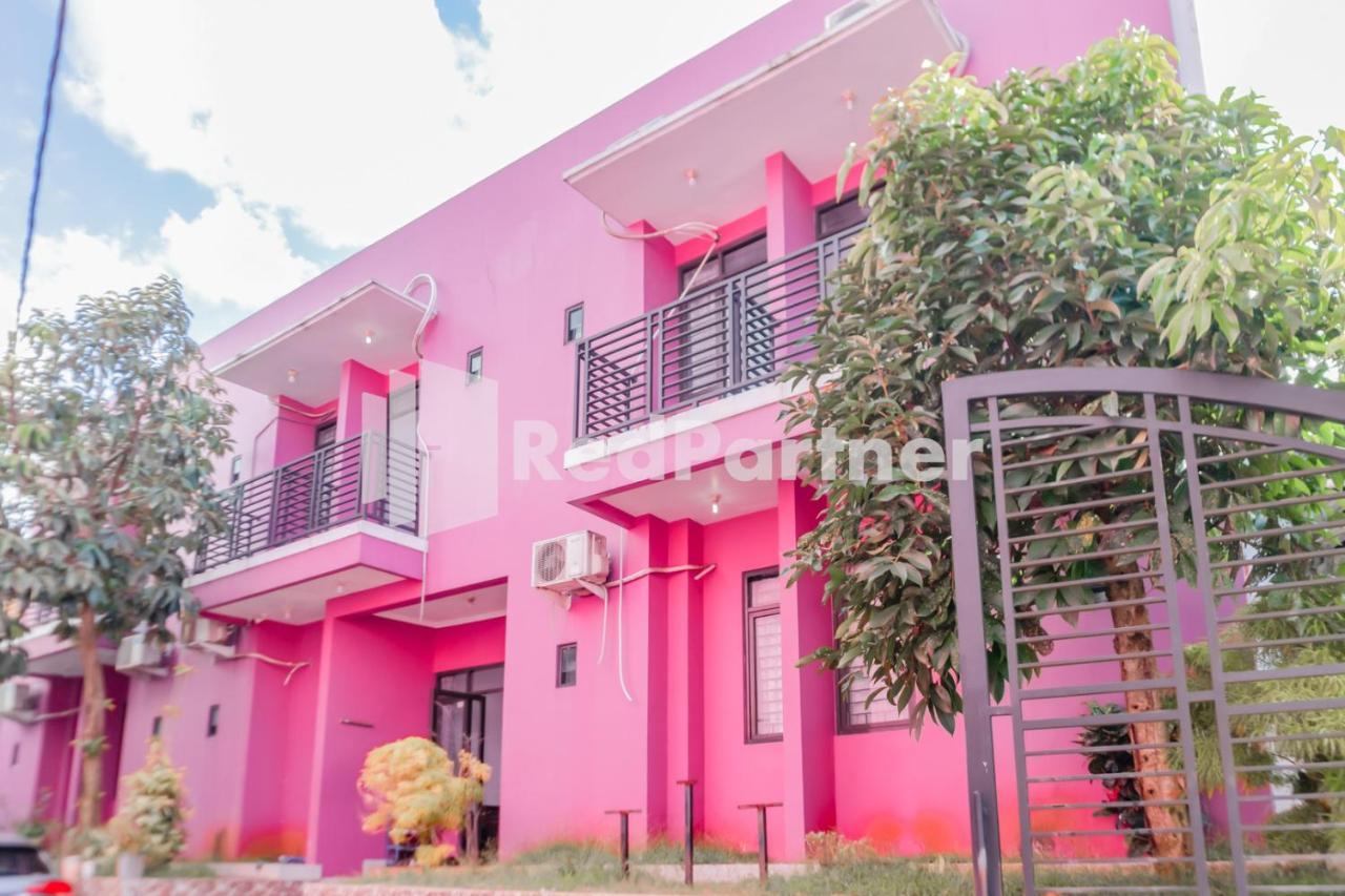 Oyo 2770 Zleepy Wisma Khazri Богор Екстериор снимка